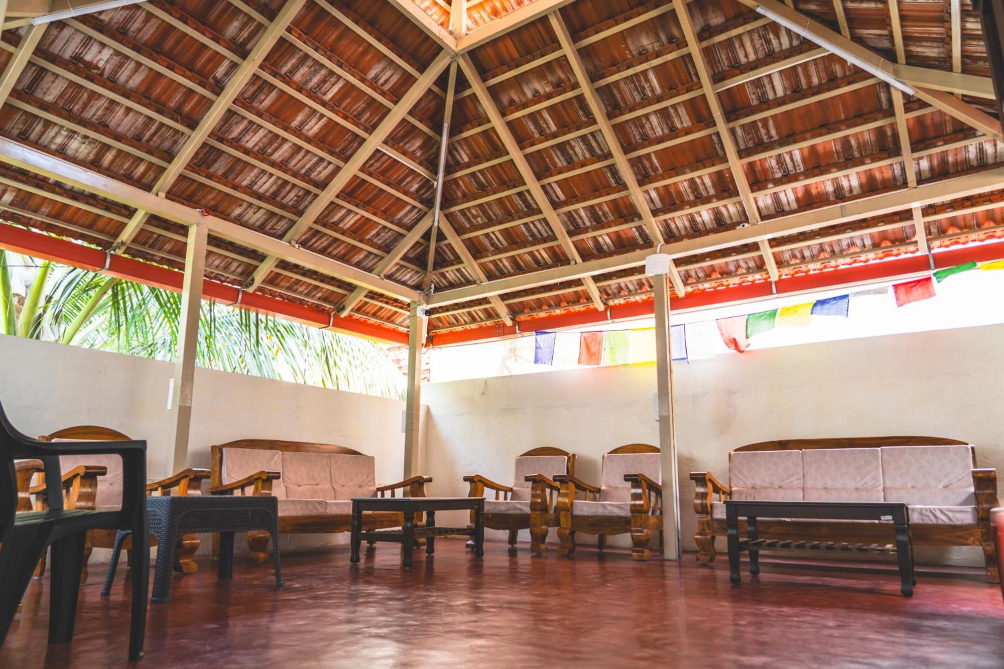 Leo Vishroam Hostel Mysore Ngoại thất bức ảnh